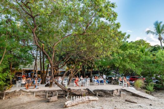 Beachfront Restaurant in Tamarindo, El Chiringuito
