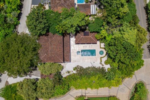 Reserva de Golf 71 Stunning Two-Level Luxury Home in Hacienda Pinilla