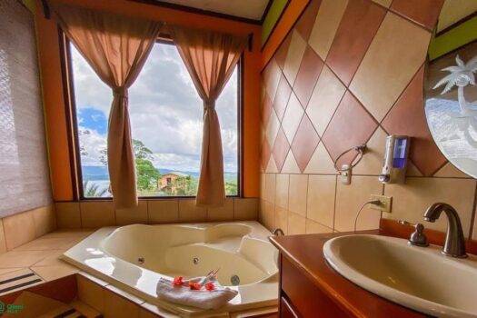 Arenal Garden Lodge – Nuevo Arenal, Costa Rica