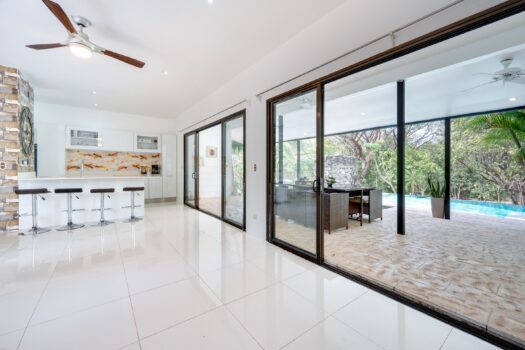 V-Iguana Finca Panamá