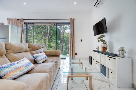 V-Iguana Finca Panamá