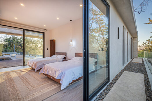 Casa Uana Luxury Modern Home in Playa Langosta