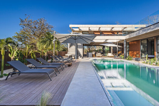 Casa Uana Luxury Modern Home in Playa Langosta