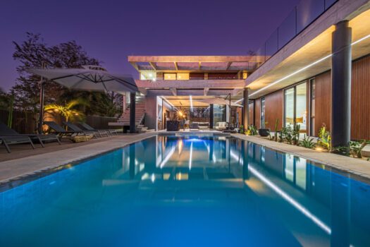 Casa Uana Luxury Modern Home in Playa Langosta