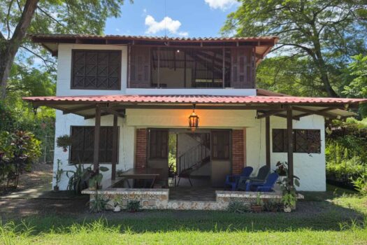 Beachfront Casa Aura Marina | Playas del Coco