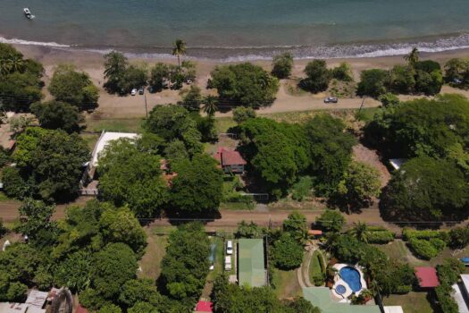 Beachfront Casa Aura Marina | Playas del Coco