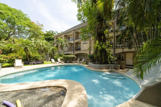 Fully Renovated 3-Bed Condo | Walking distance to Tamarindo Beach