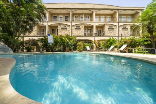 Fully Renovated 3-Bed Condo | Walking distance to Tamarindo Beach