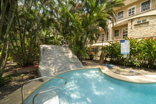 Fully Renovated 3-Bed Condo | Walking distance to Tamarindo Beach
