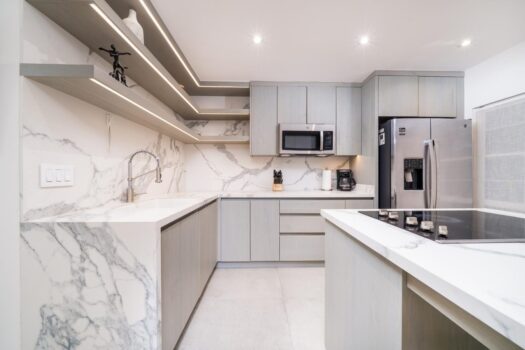 Fully Renovated 3-Bed Condo | Walking distance to Tamarindo Beach