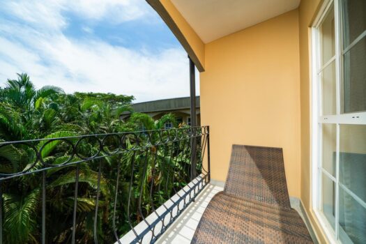 Fully Renovated 3-Bed Condo | Walking distance to Tamarindo Beach