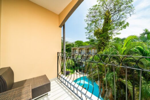 Fully Renovated 3-Bed Condo | Walking distance to Tamarindo Beach