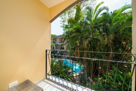 Fully Renovated 3-Bed Condo | Walking distance to Tamarindo Beach