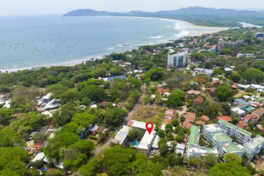 Fully Renovated 3-Bed Condo | Walking distance to Tamarindo Beach
