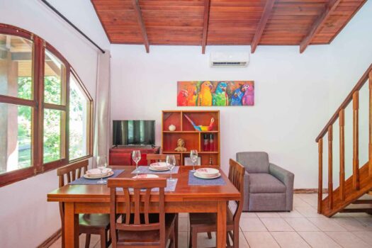 Cozy and Relaxing Villa Steps from Playa Potrero