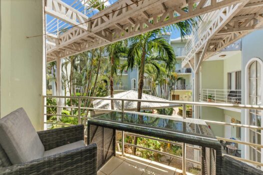 2-Bed Ground-Floor Tropical Retreat at Villa Verde, Tamarindo