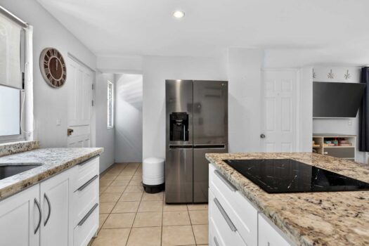 2-Bed Ground-Floor Tropical Retreat at Villa Verde, Tamarindo