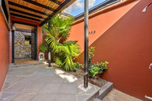 Villa Cerca del Mar 5 | Beach House in Highly Coveted and Intimate Development in Tamarindo/Langosta