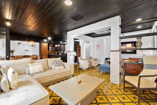 Villa Cerca del Mar 5 | Beach House in Highly Coveted and Intimate Development in Tamarindo/Langosta
