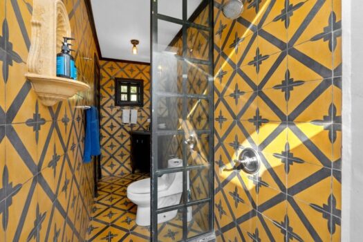 Villa Cerca del Mar 5 | Beach House in Highly Coveted and Intimate Development in Tamarindo/Langosta