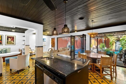 Villa Cerca del Mar 5 | Beach House in Highly Coveted and Intimate Development in Tamarindo/Langosta