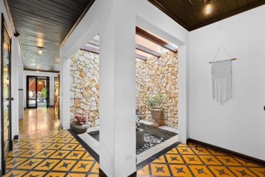 Villa Cerca del Mar 5 | Beach House in Highly Coveted and Intimate Development in Tamarindo/Langosta