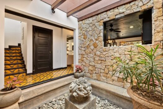 Villa Cerca del Mar 5 | Beach House in Highly Coveted and Intimate Development in Tamarindo/Langosta