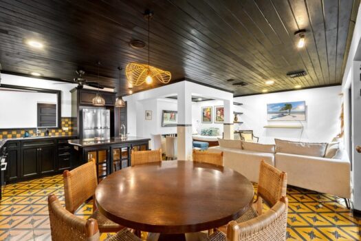 Villa Cerca del Mar 5 | Beach House in Highly Coveted and Intimate Development in Tamarindo/Langosta